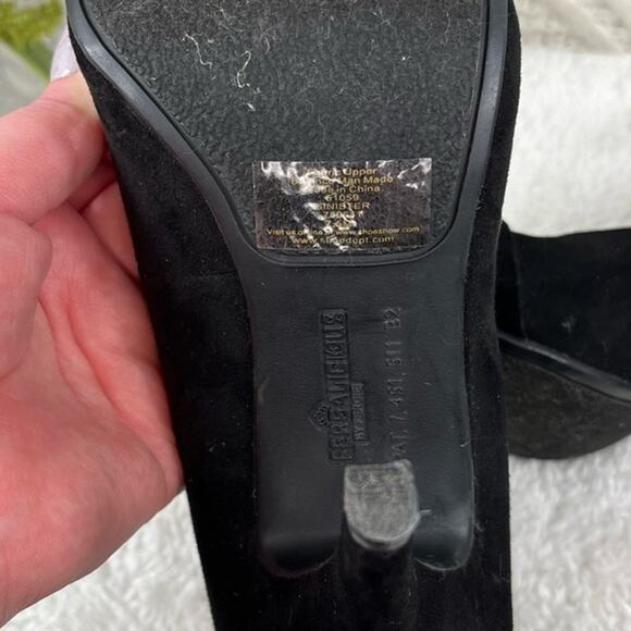 FERGALICIOUS Black Pointed Toe Faux Suede Tie Stiletto Heel Pumps Sz 7.5 Formal - Picture 8 of 9